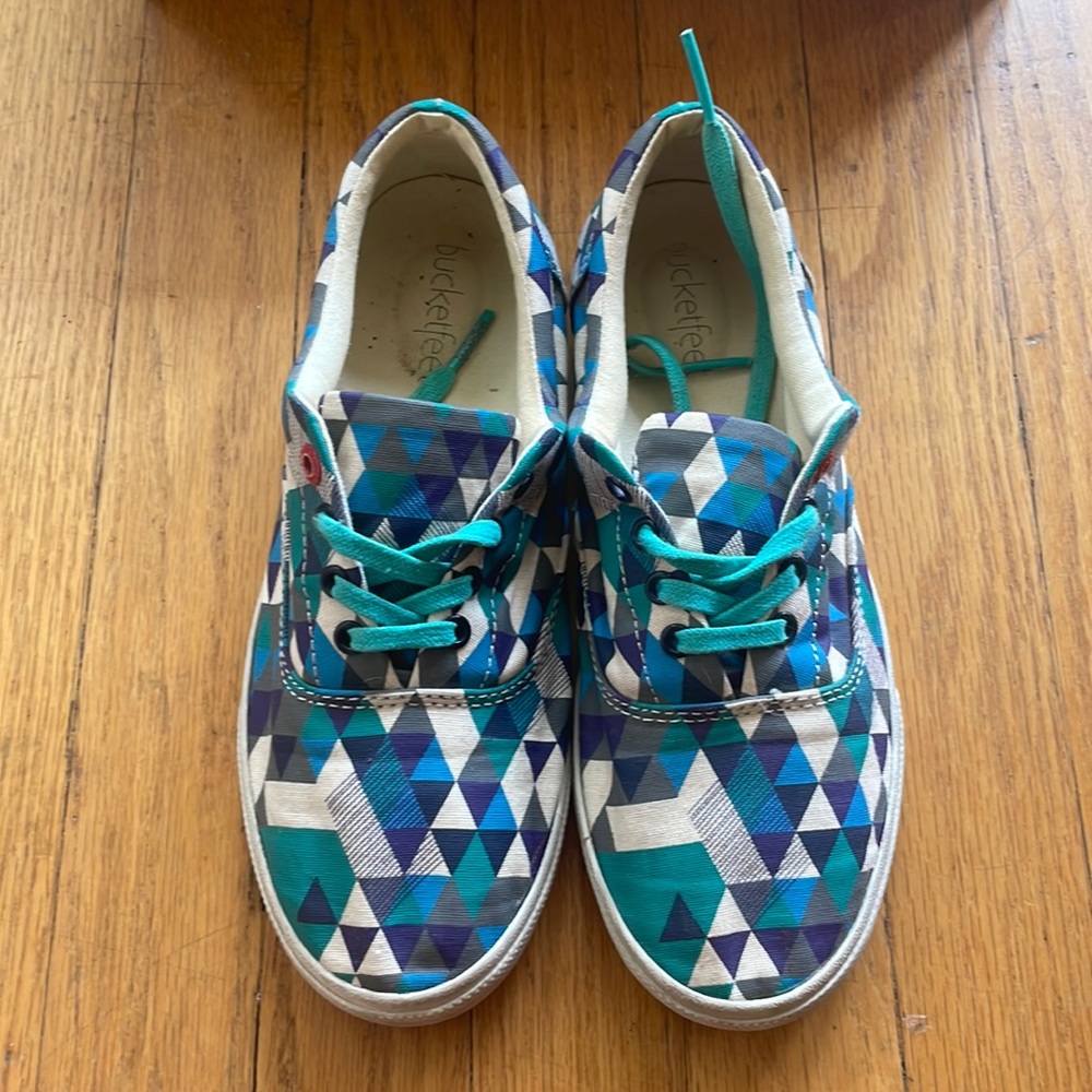 Bucketfeet size 7 lightly worn
